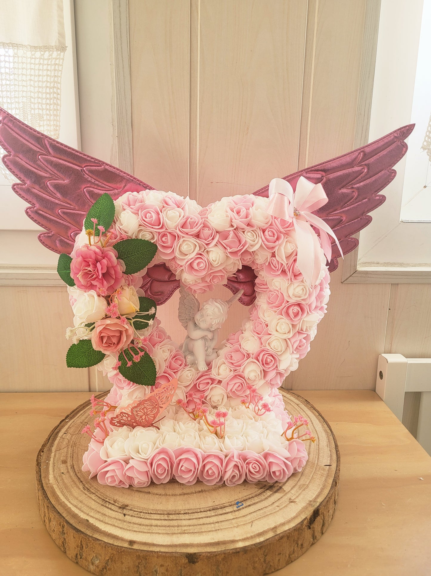 COEUR AVEC DES AILLES POUR MONUMENTS FUNÉRAIRE