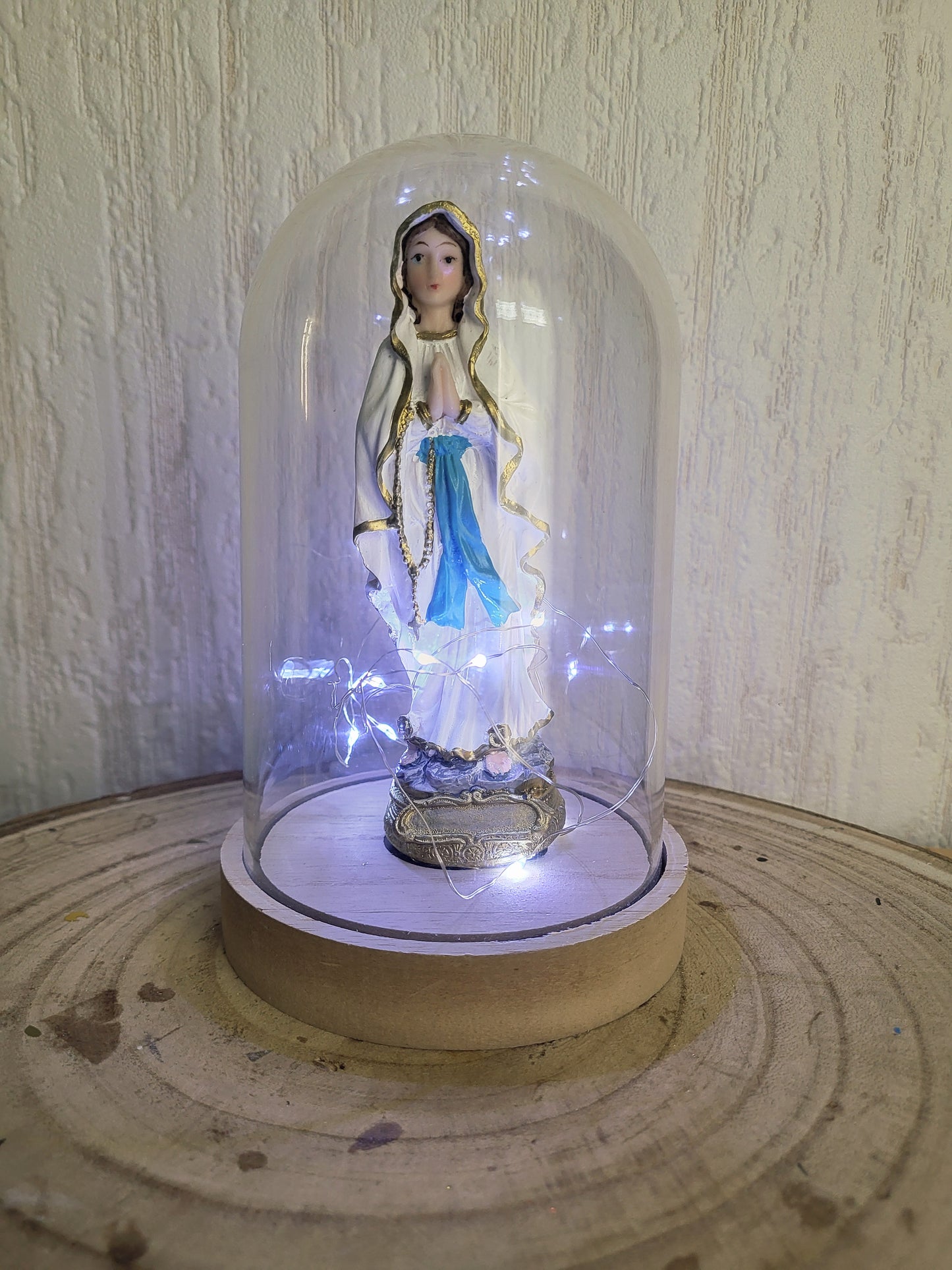 Cloche avec ange ou vierge