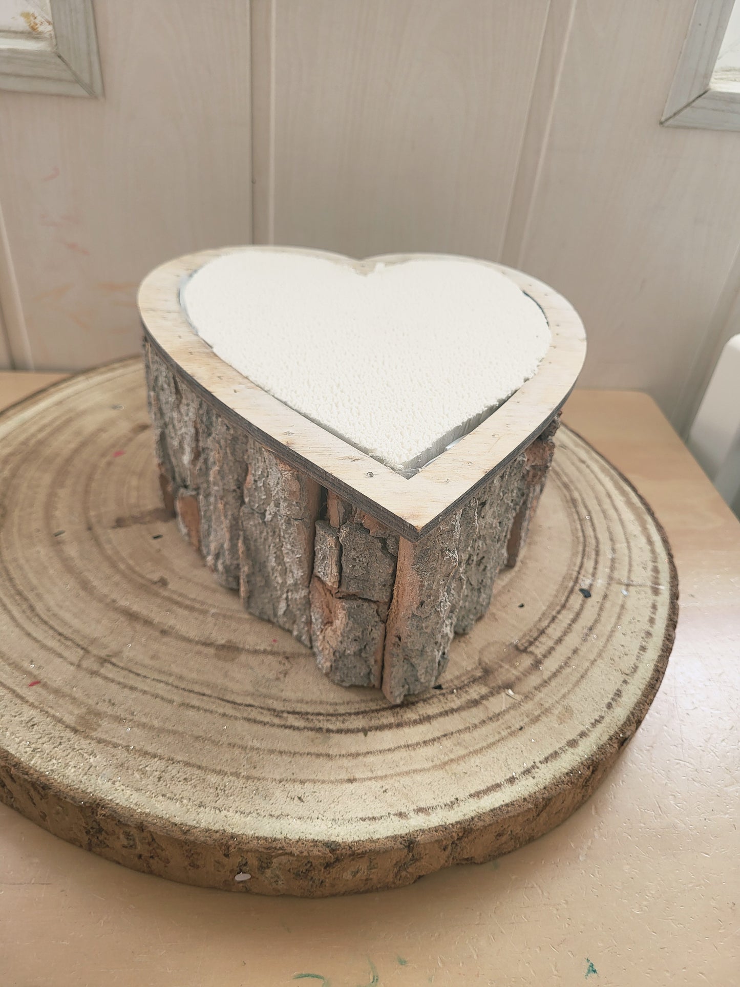 Petite coeur rustique extérieur et intérieur