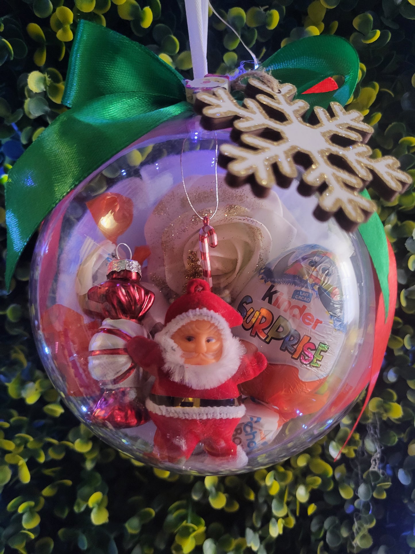 Boule de noël a suspendre