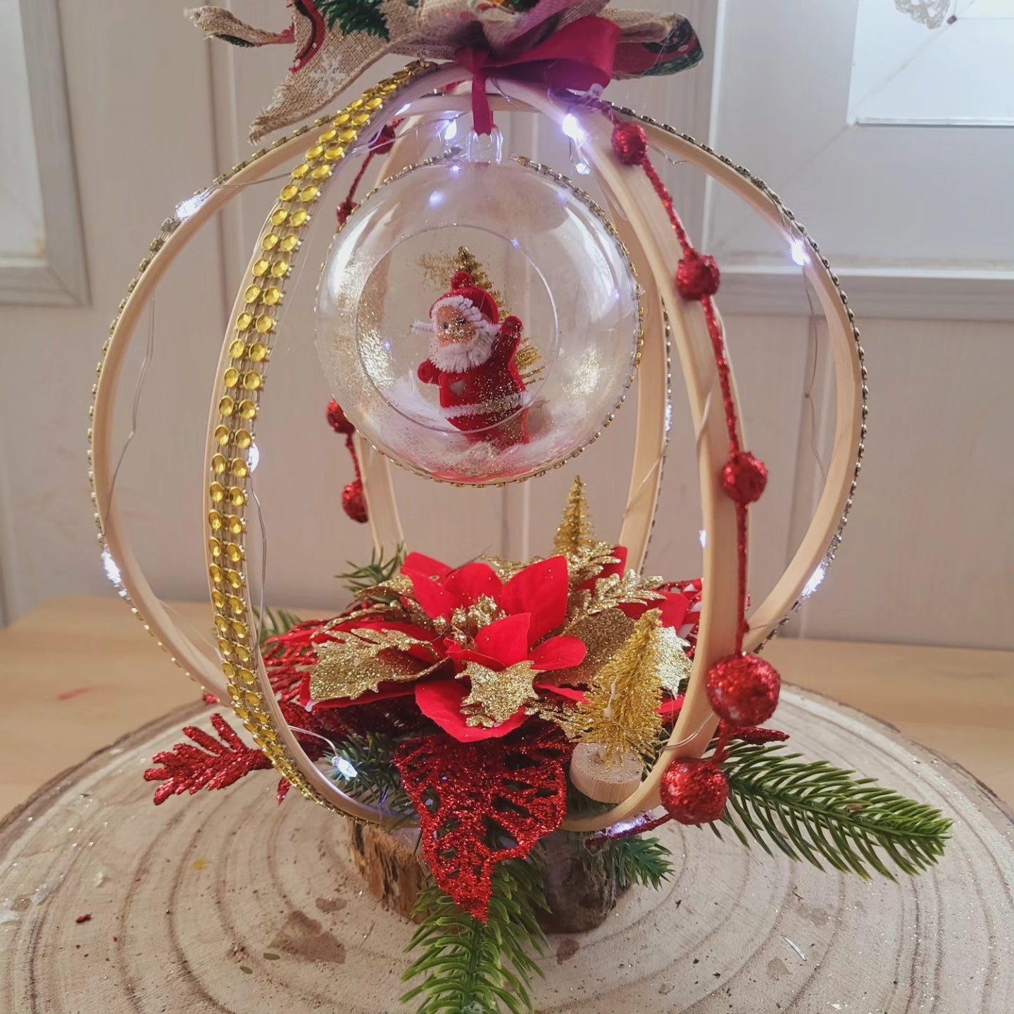 Boules de Noël sur  support
