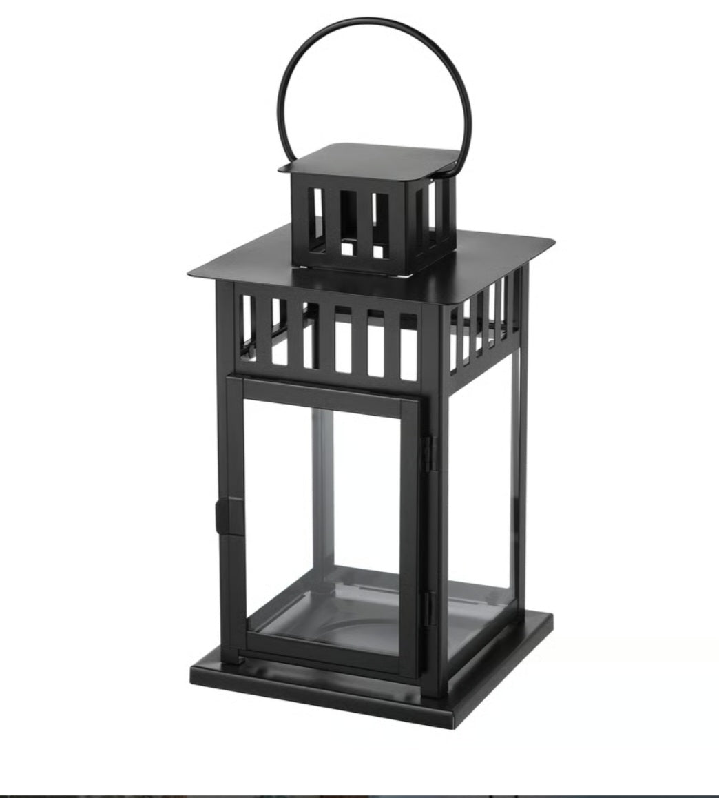 Lanterne avec Sainte vierge Marie pour monument funéraire(N'HÉSITEZ PAS À PRÉCISER LA COULEUR DE LA LANTERNE QUE VOUS SOUHAITEZ BLANC OU NOIR)