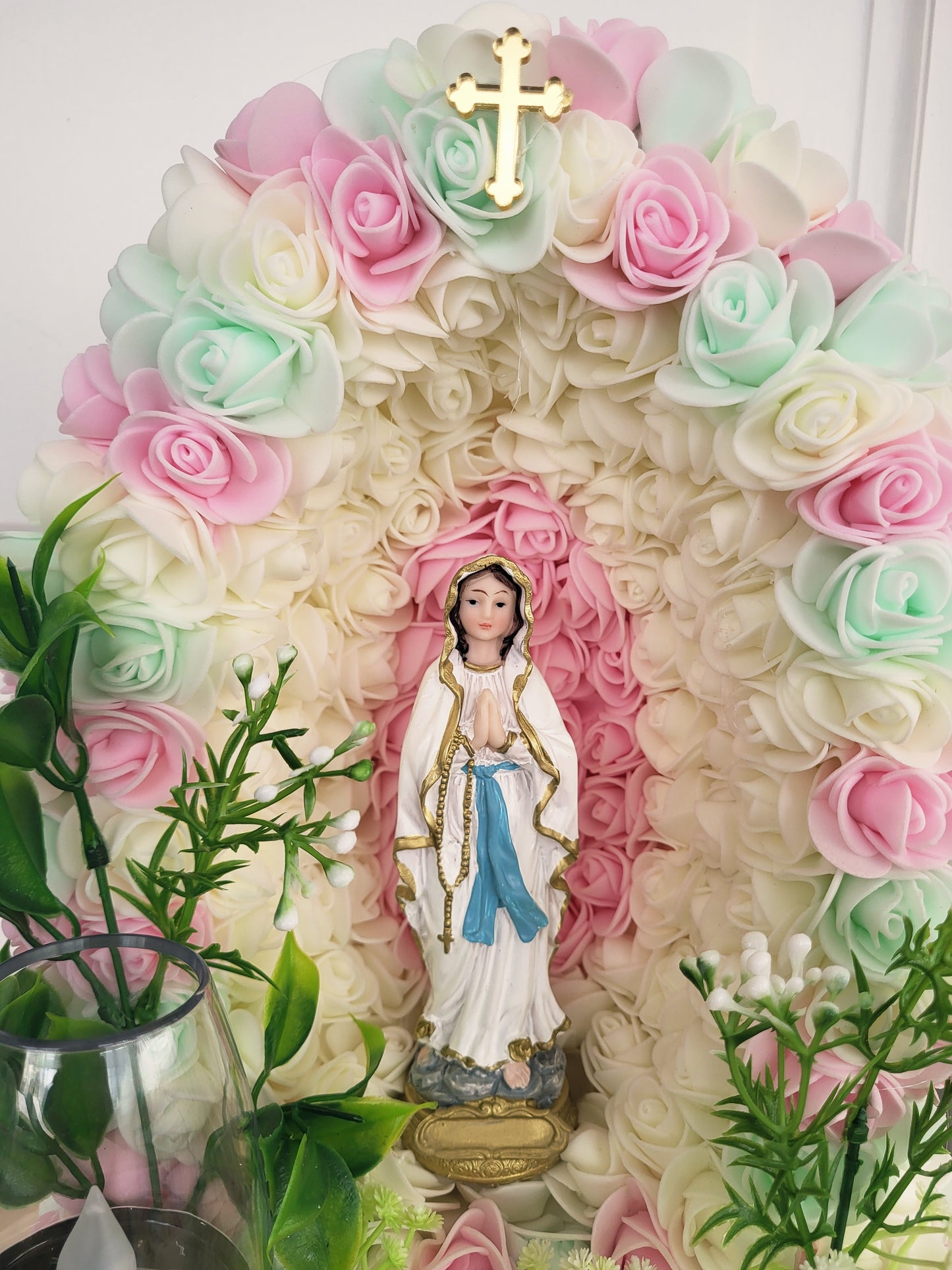 La grotte de la vierge pour monument funéraire