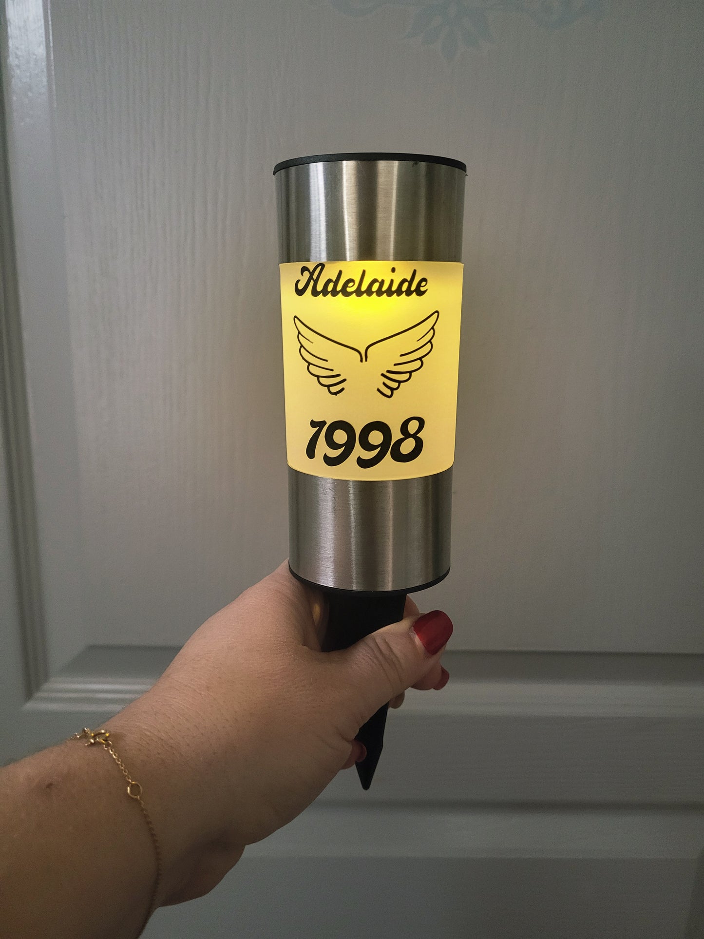 Bougie solaire a personalise pour monument funairaire