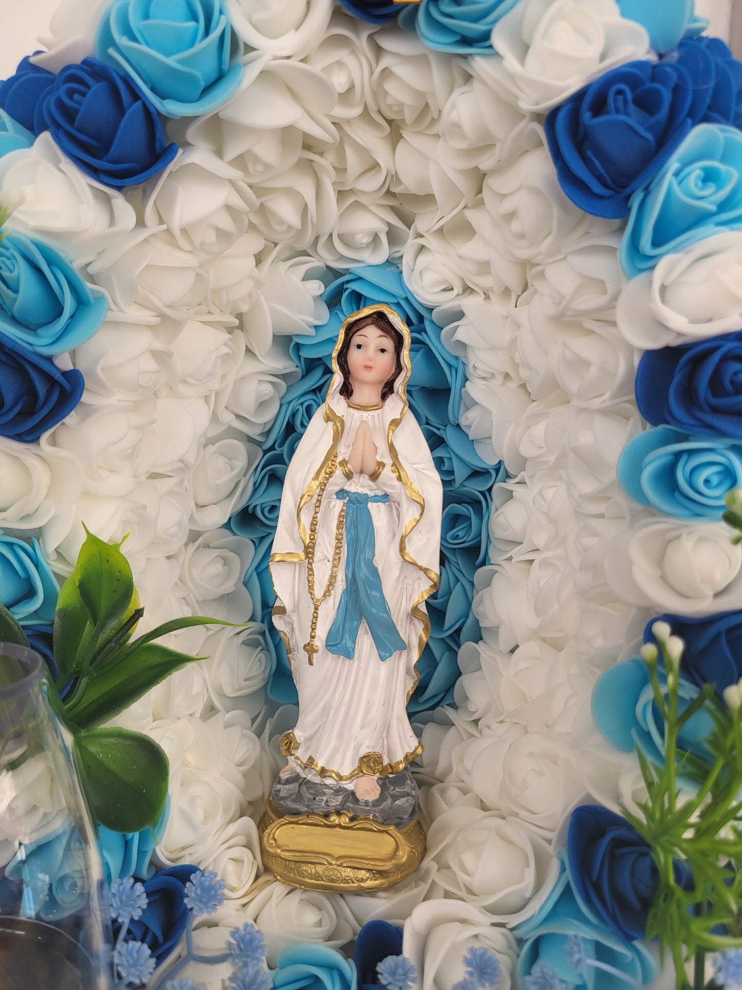 La grotte de la vierge pour monument funéraire